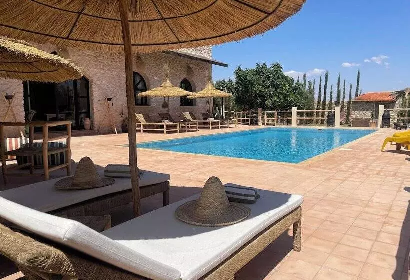 ペンション Maison La Chèvre