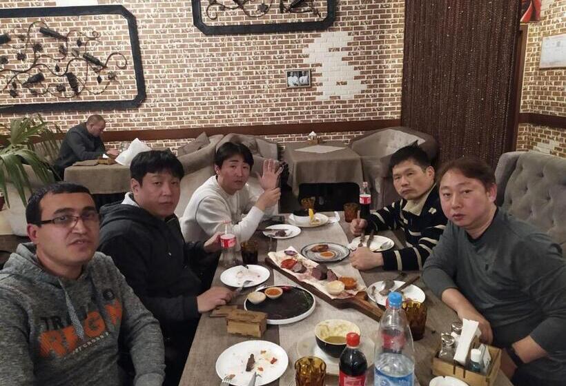 بنسيون Nursultan Grand Guest House