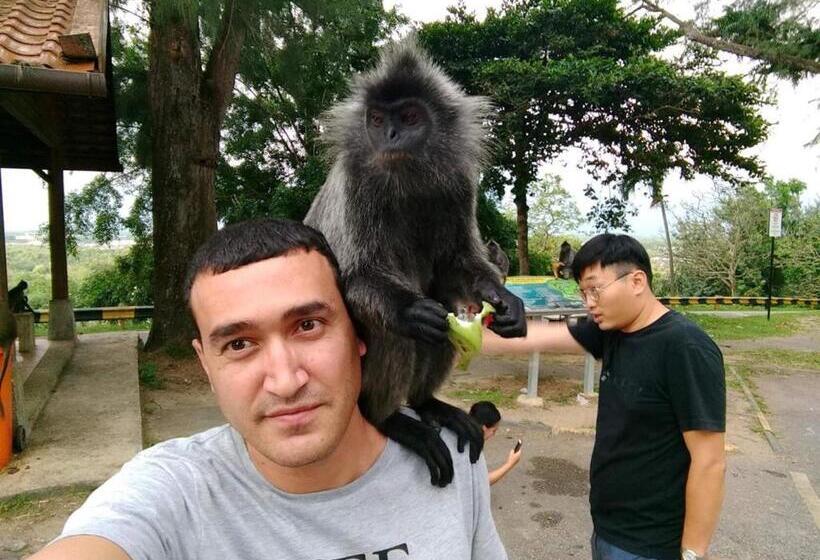 بنسيون Nursultan Grand Guest House