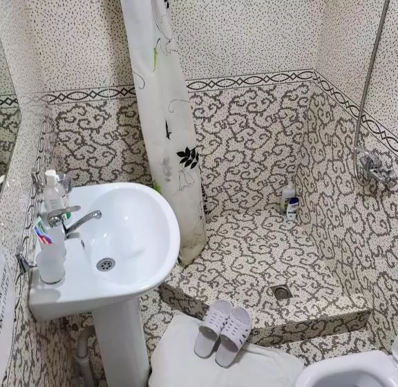 پانسیون Nursultan Grand Guest House