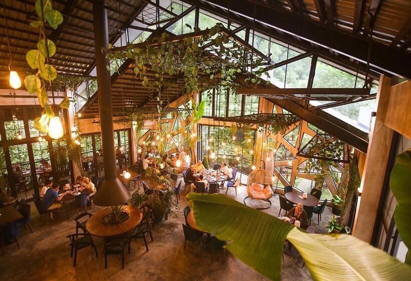 پانسیون Park Cottage Mtirala National Park