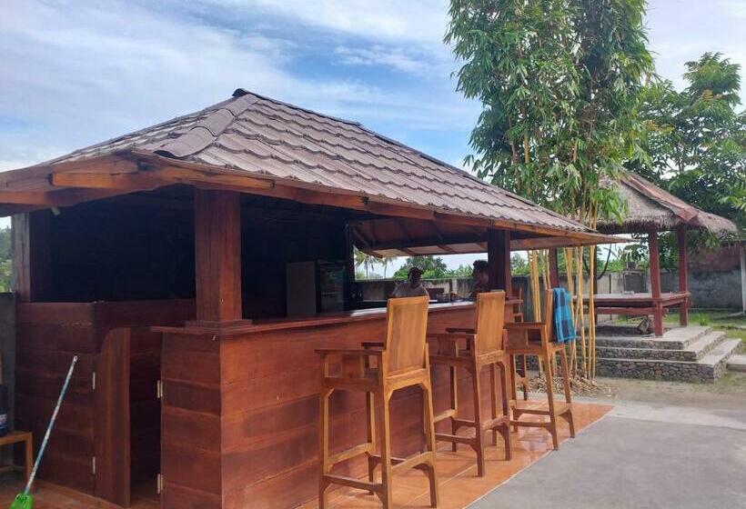 Abi Bungalow & Hostel