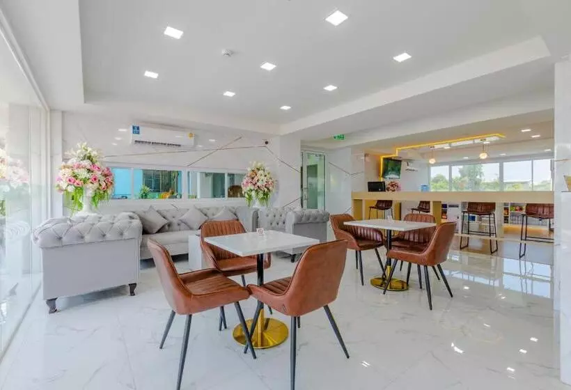 ユースホステル Sananwan Hometel