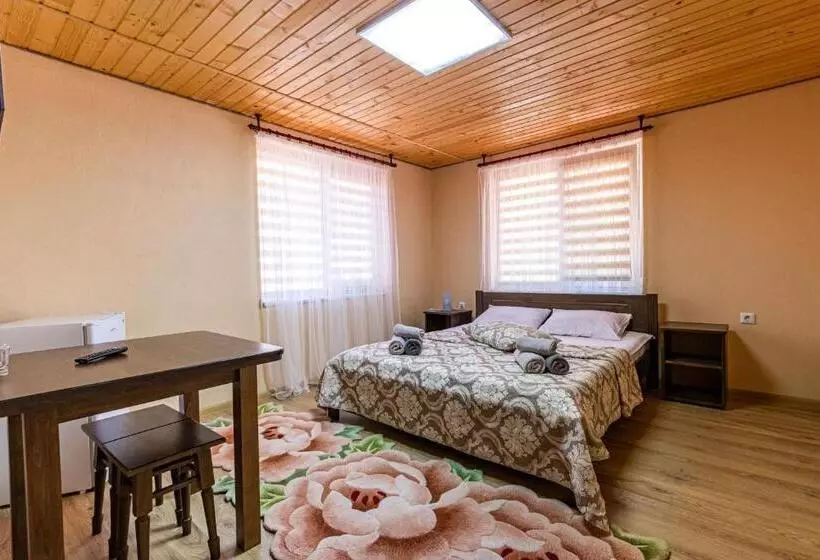 Hotelli ранчо офре