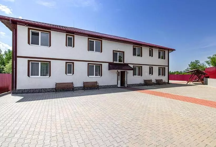 Hotelli ранчо офре