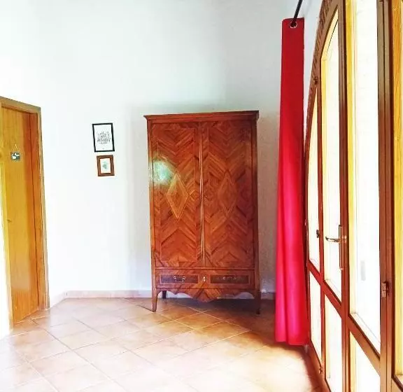 Hotelli Borgo De  Muracci