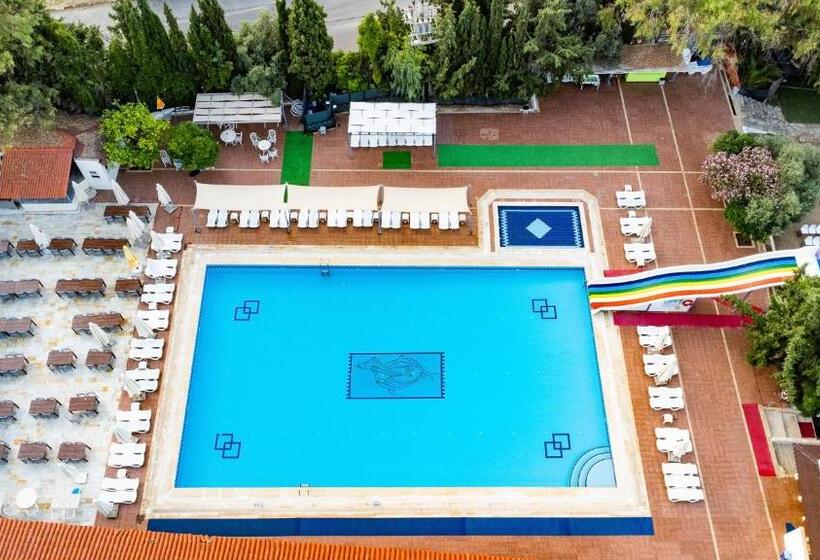 فندق Pi̇gale Beach Resort