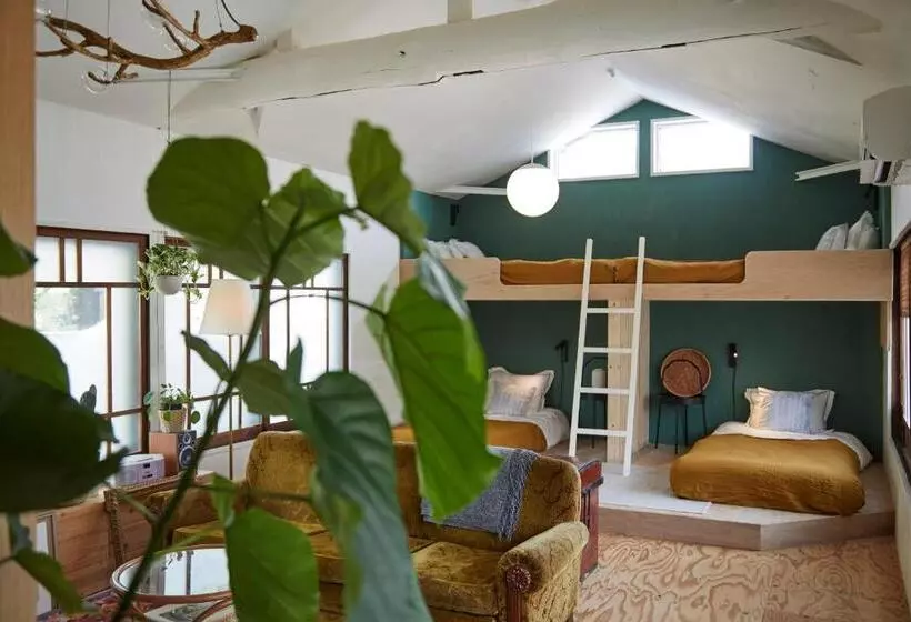 ペンション Small Hotel Tonari