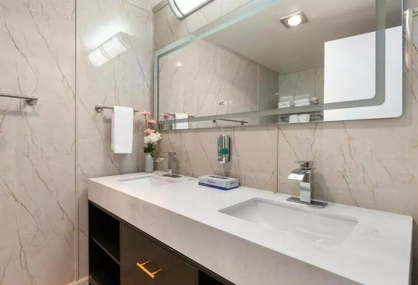 Hotelli Konocti Harbor Resort