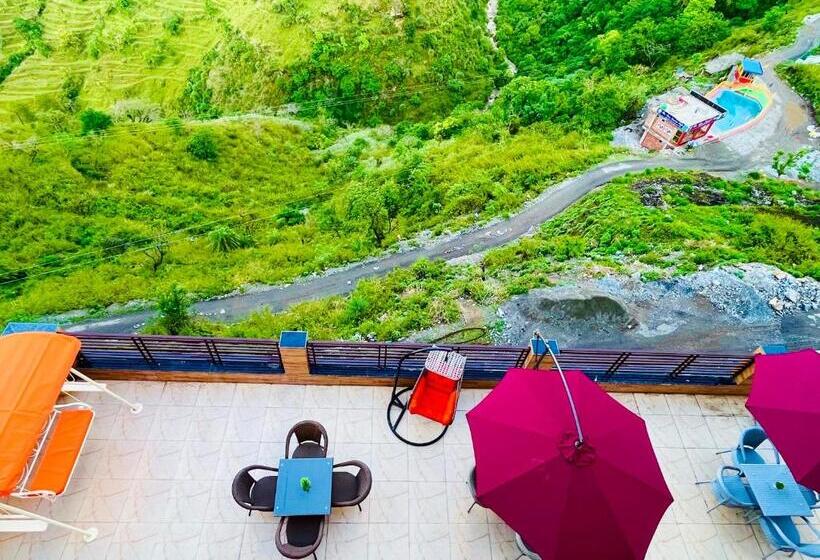 בית מלון כפרי River Grand Resort   A Peaceful Stay Kempty Fall Mussoorie