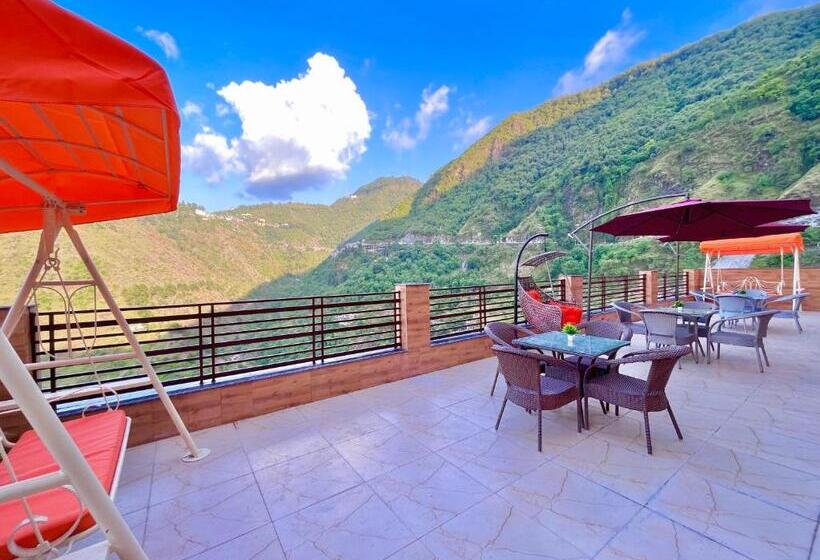 בית מלון כפרי River Grand Resort   A Peaceful Stay Kempty Fall Mussoorie