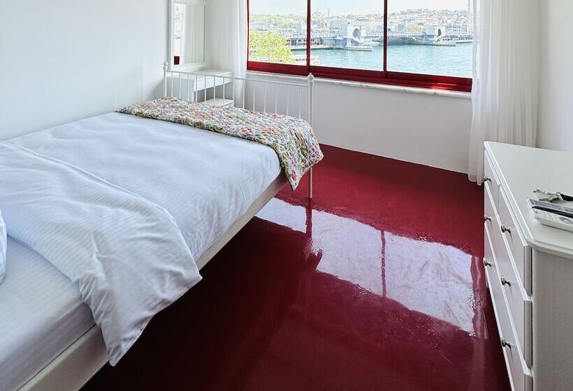 Hotel Baracuda Karakoy