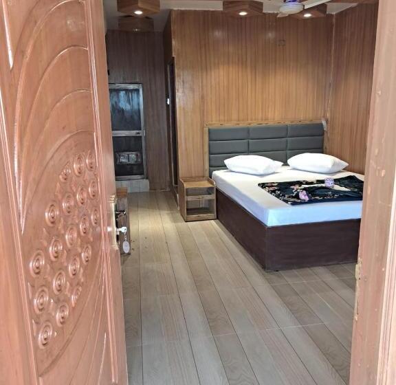 هتل Sandy Beach Resort & Restaurant