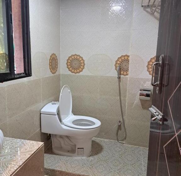 هتل Sandy Beach Resort & Restaurant