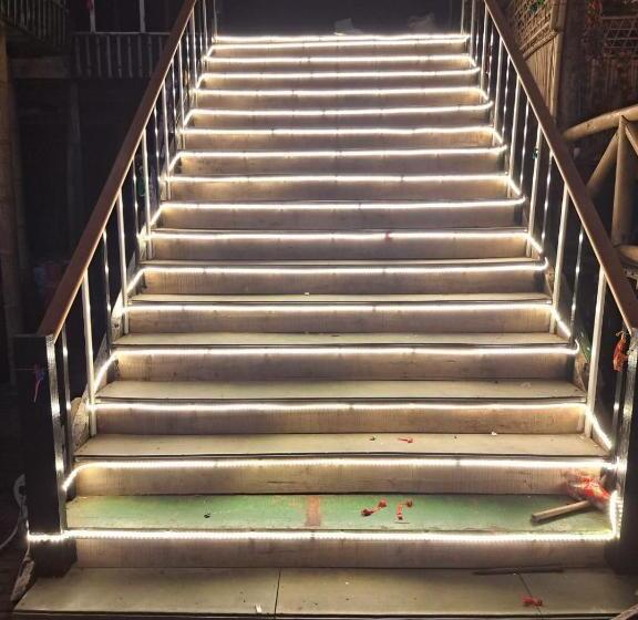 هتل Sandy Beach Resort & Restaurant