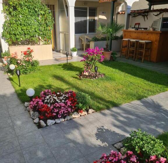 پانسیون къща за гости стела