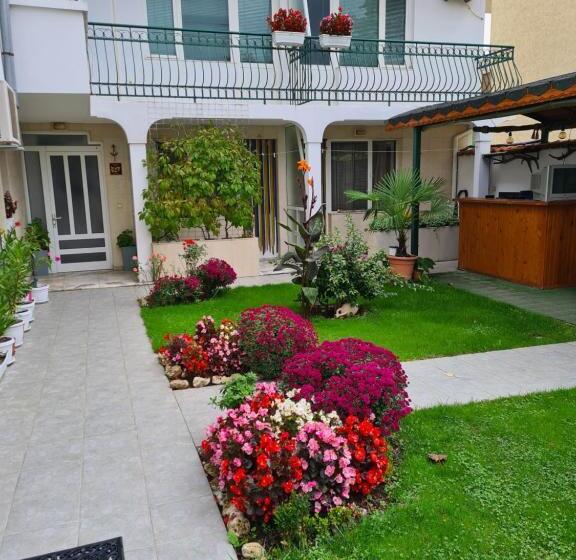 پانسیون къща за гости стела