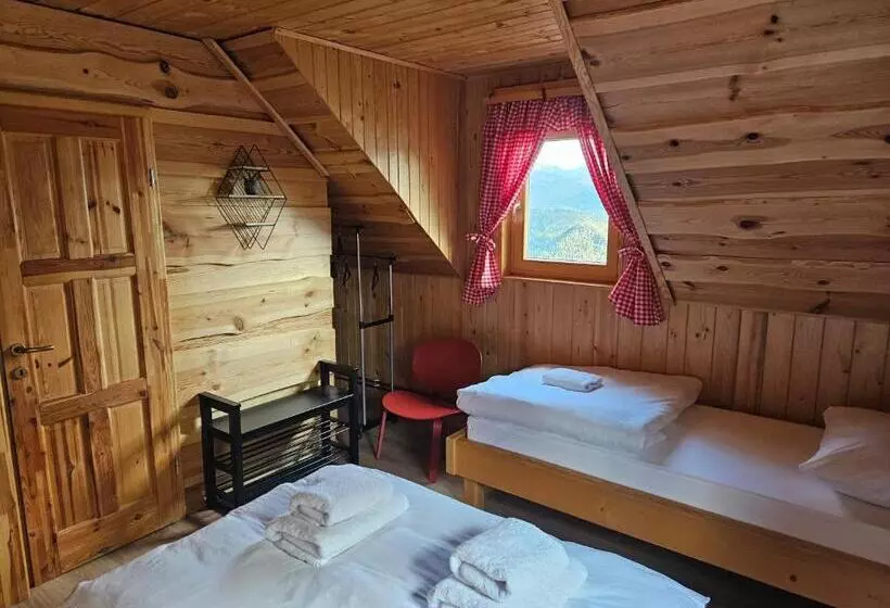 هاستل Koča Na Taležu