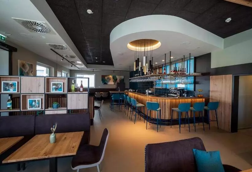 Freilich. Bistro. Bar. Hotel   Digitaler Self Check In