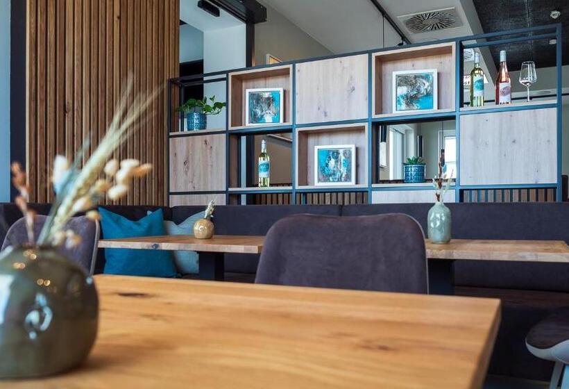 Freilich. Bistro. Bar. Hotel   Digitaler Self Check In