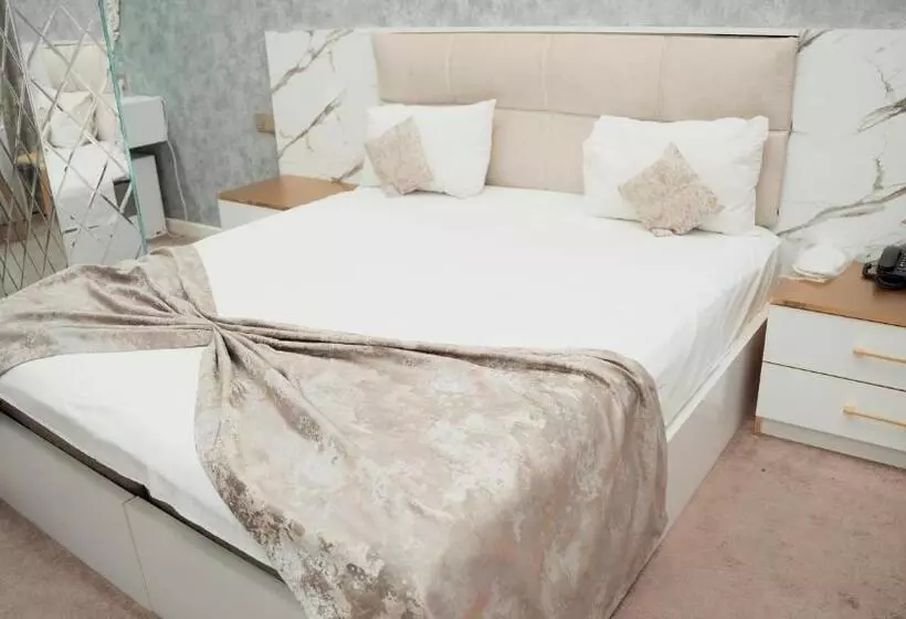 Hotelli Dionis
