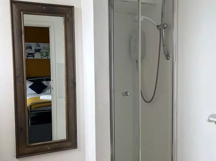 ホテル Elemental Surf Lodge