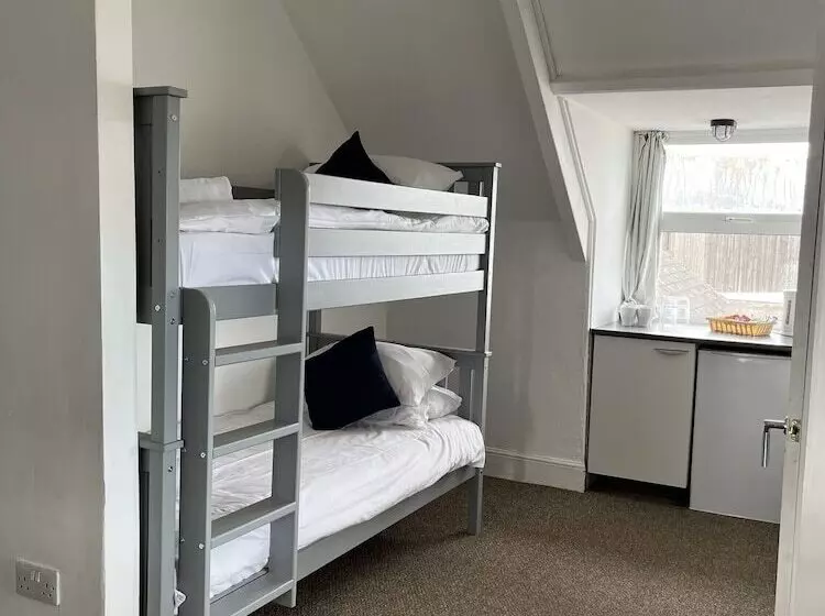 ホテル Elemental Surf Lodge