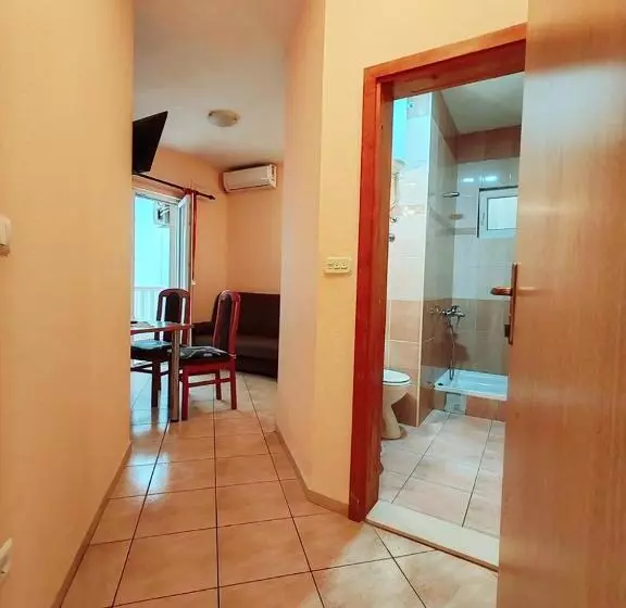 پانسیون Apartments Draženka