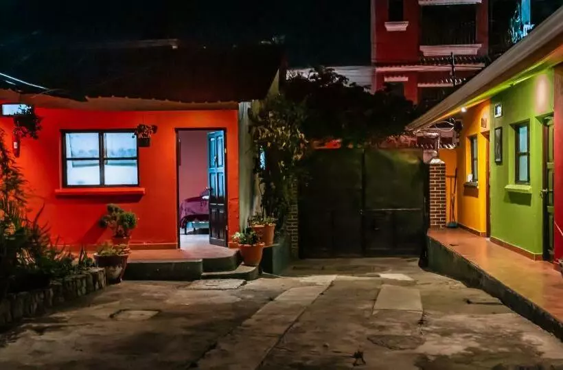 تختخواب و صبحانه Atitlán Casa Patrisha