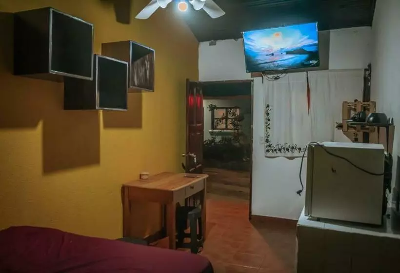 تختخواب و صبحانه Atitlán Casa Patrisha