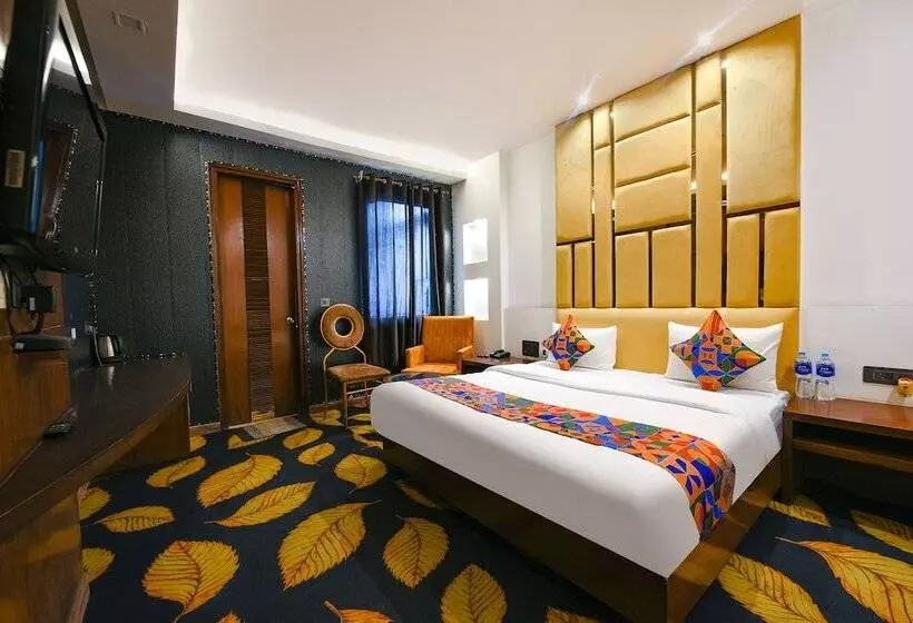 تختخواب و صبحانه Fabhotel The Grand Palace