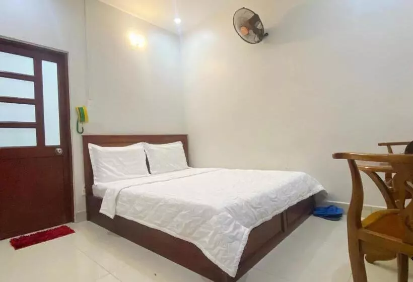 هتل Khách Sạn Minh Anh Gò Vấp