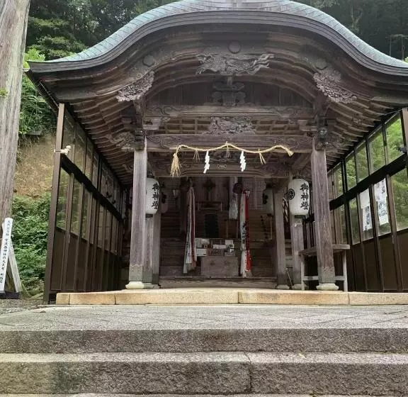 Majatalo 30畳の大広間12名宿泊可能な水月湖畔宿大五郎丸ー水月湖クルージング隣接