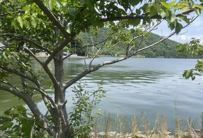 Majatalo 30畳の大広間12名宿泊可能な水月湖畔宿大五郎丸ー水月湖クルージング隣接