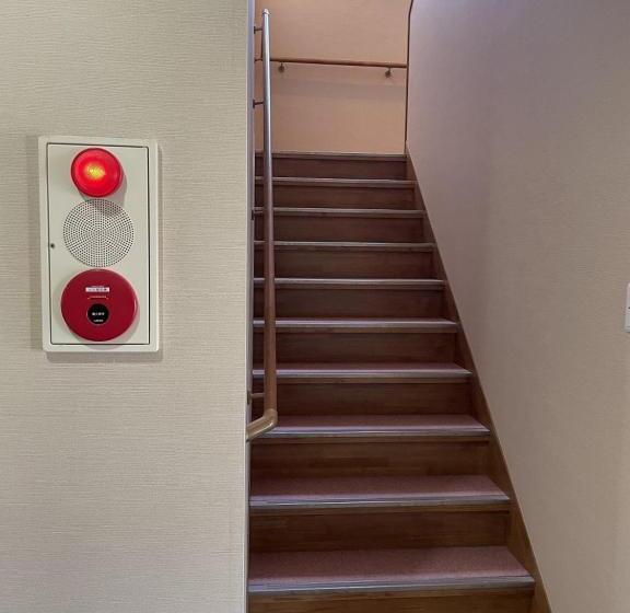 펜션 30畳の大広間12名宿泊可能な水月湖畔宿大五郎丸ー水月湖クルージング隣接