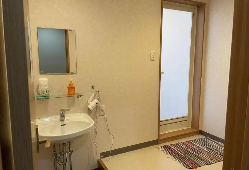 Majatalo 30畳の大広間12名宿泊可能な水月湖畔宿大五郎丸ー水月湖クルージング隣接