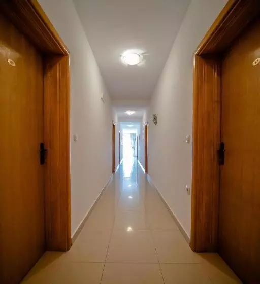 پانسیون Pansion Milena I Mario