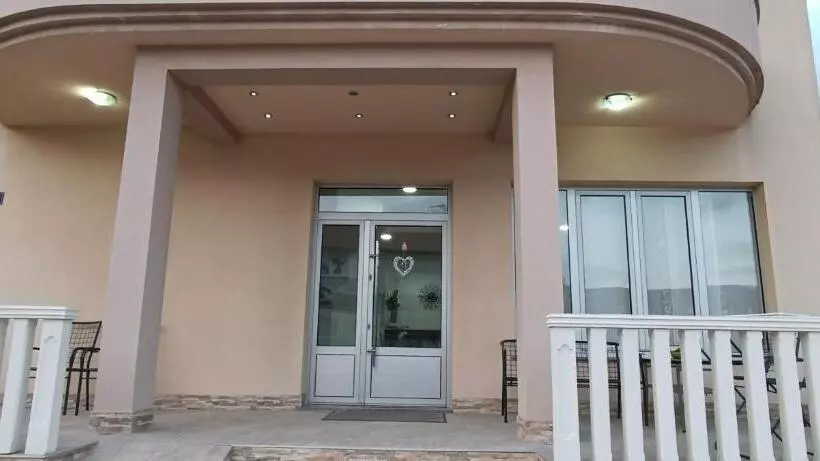 پانسیون Pansion Milena I Mario