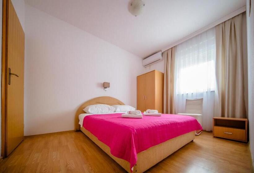 پانسیون Pansion Milena I Mario