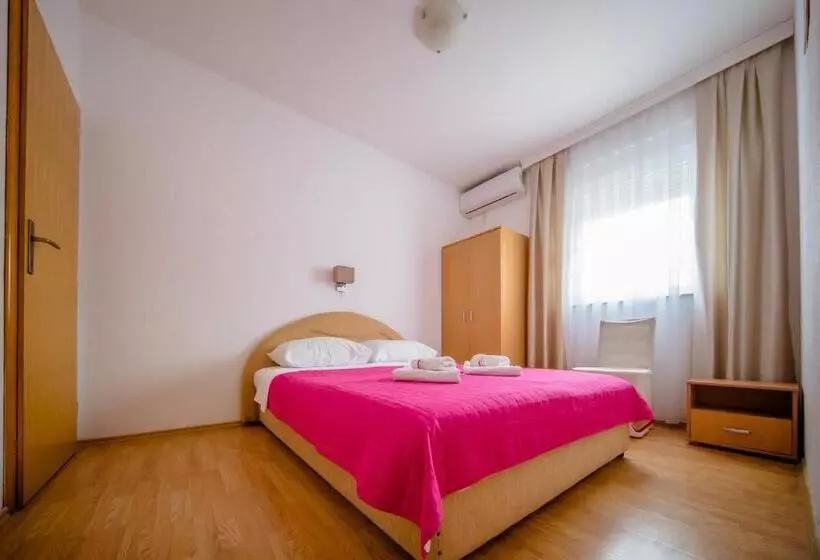 پانسیون Pansion Milena I Mario