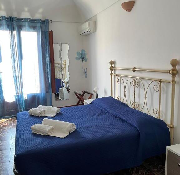 ベッドアンドブレックファースト Savoia 96