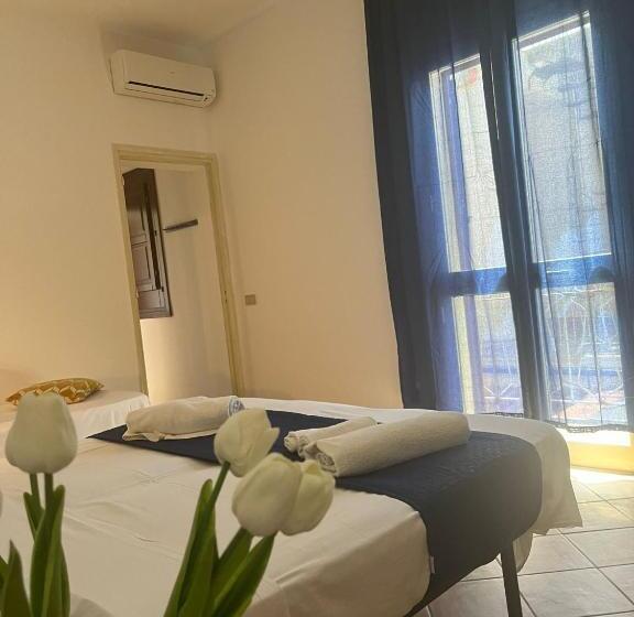 ベッドアンドブレックファースト Savoia 96