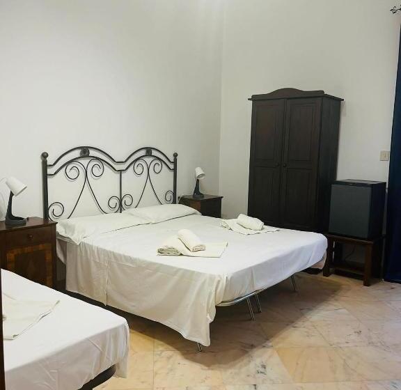 ベッドアンドブレックファースト Savoia 96