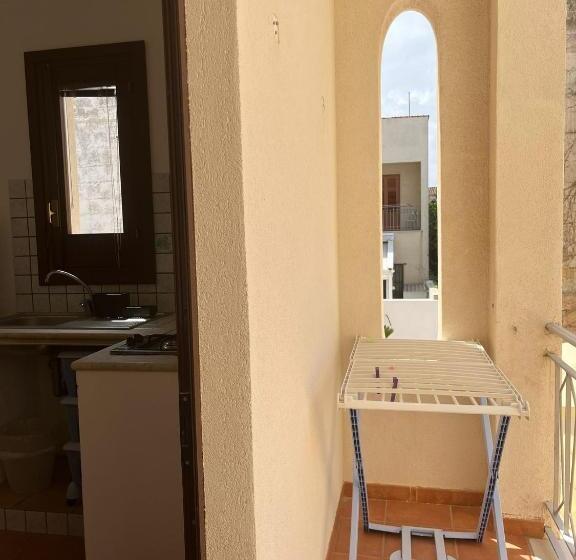 ベッドアンドブレックファースト Savoia 96