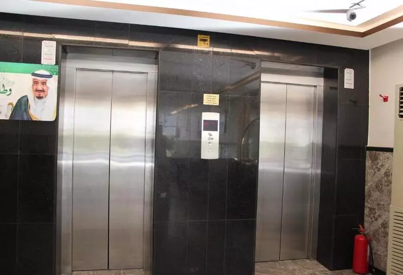 Hotelli Altamyoiz Sirved Apartments