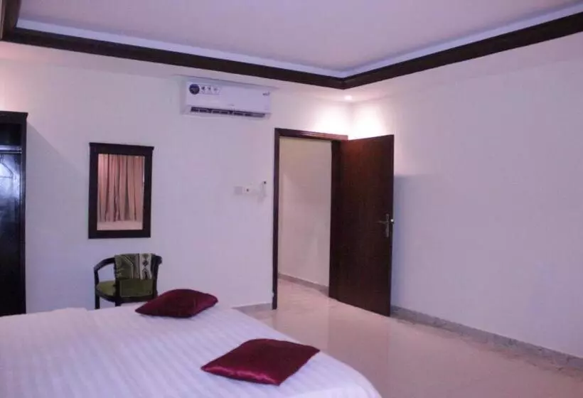 Hotelli Altamyoiz Sirved Apartments