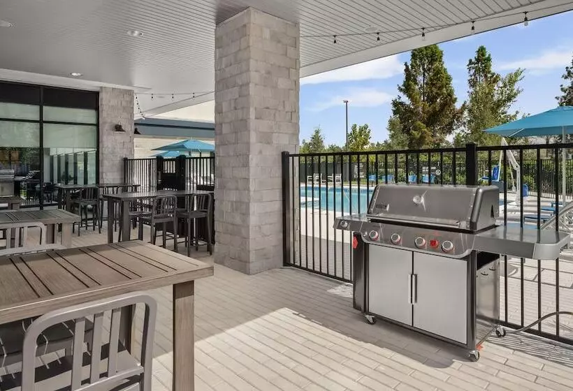 Hotelli Home2 Suites By Hilton Orlando Southeast Nona