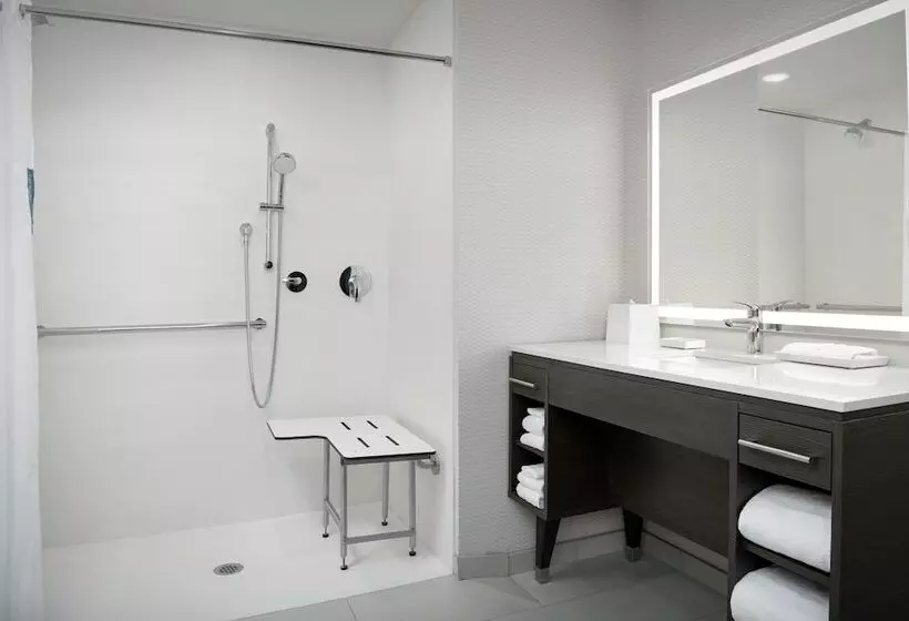 Hotelli Home2 Suites By Hilton Orlando Southeast Nona