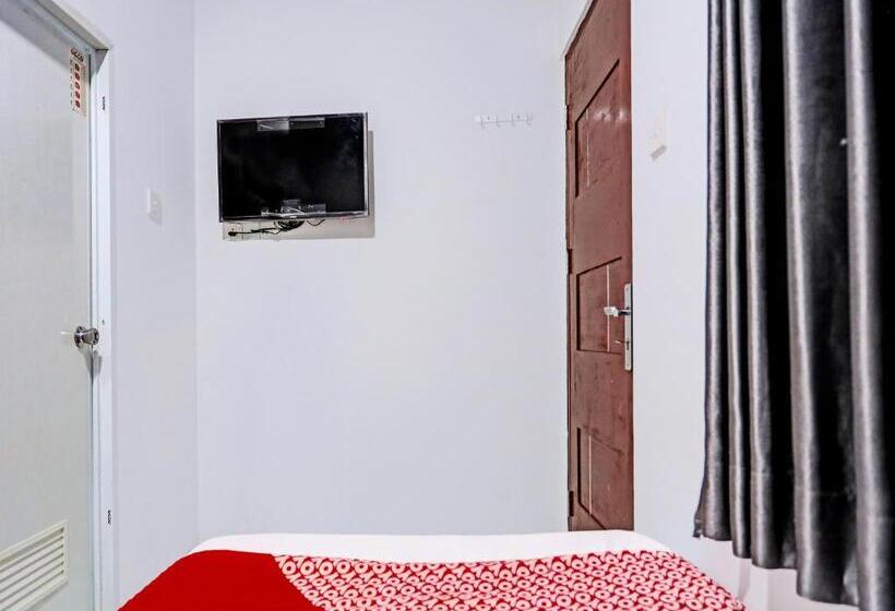 فندق Oyo 92528 Nagoya House Syariah