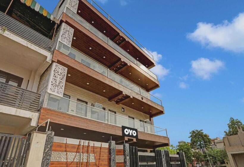 هتل O Moon Light Residency